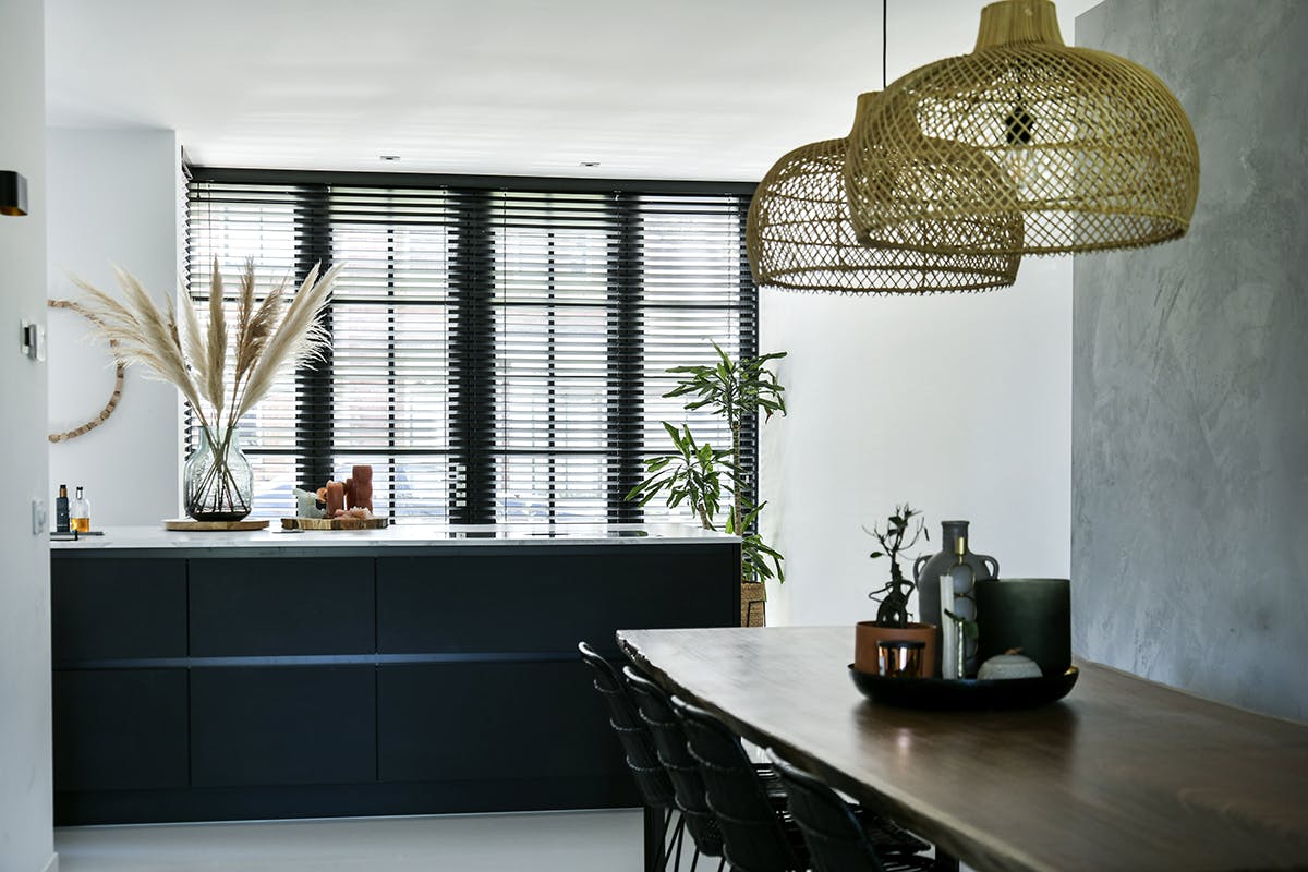 Houten jaloezieën keuken